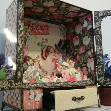 TALLER PRESENCIAL DE SCRAP EN MADRID ARMARIO MON AMOUR SABADO 16,30 DE ENERO Y 6 DE FEBRERO - BellalunaCrafts - Scrapbooking