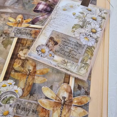 SCRAPBOOKING ONLINE WORKSHOP SASSENACH ALBUM WITHOUT KIT - BellalunaCrafts - Scrapbooking